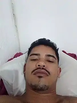 44corninho online show from December 16, 3:51 am