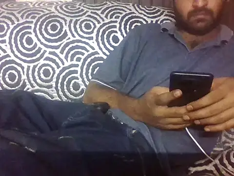 indihotguy online show from July 1, 9:43 am