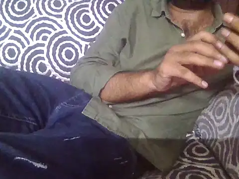 indihotguy online show from July 29, 12:59 pm