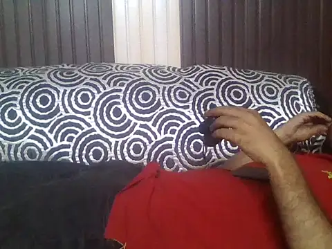 indihotguy online show from July 15, 7:42 pm