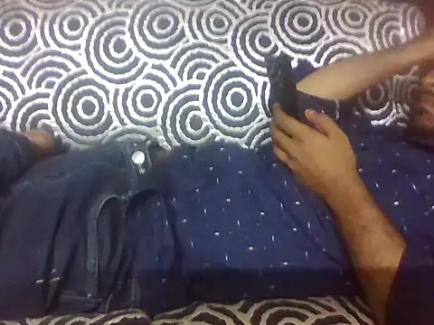 indihotguy online show from June 24, 1:25 pm