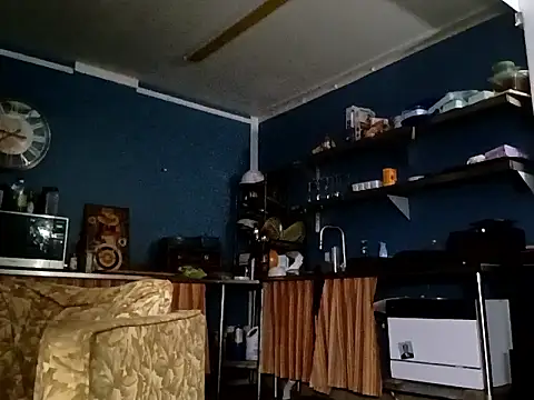 hesjustafriend online show from June 27, 8:39 am