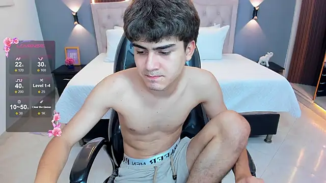 Tommy18   online show from July 8, 7:34 am