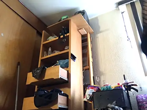 000upskirt000 online show from June 26, 4:09 pm