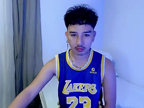 cute richard24 online show from June 11, 7:39 am