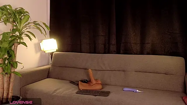 brunoorangel1 online show from July 4, 3:31 am