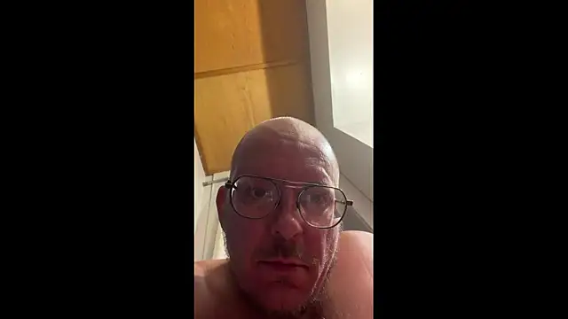 Pussyismyfavoritetaste online show from July 7, 9:24 am