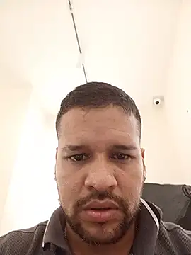 LucasGaeel online show from July 13, 6:26 am