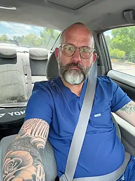 fuckadilf online show from June 18, 5:40 pm