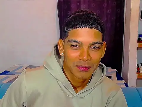 theMyke101 online show from July 15, 4:41 am