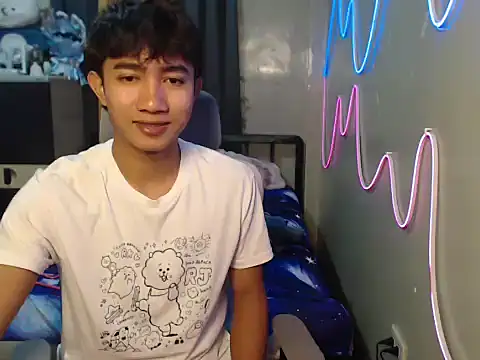Ur hottestjonny online show from June 20, 11:21 pm