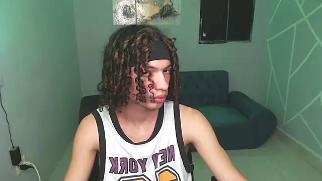Axel fox77 online show from July 22, 1:52 am