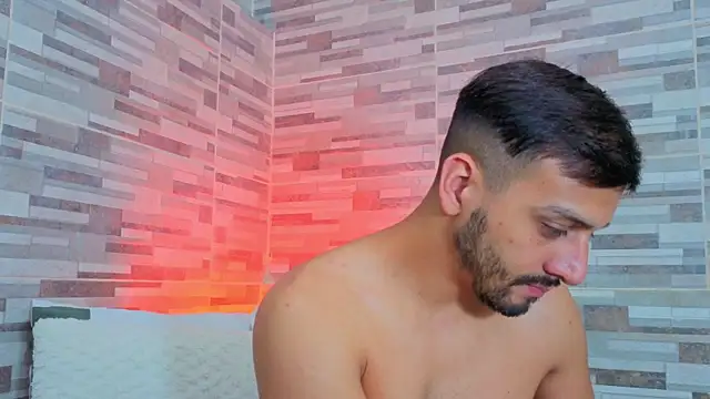 joelcallvil1 online show from May 25, 3:13 am
