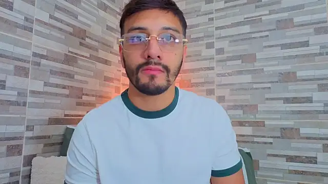 joelcallvil1 online show from June 1, 10:43 pm