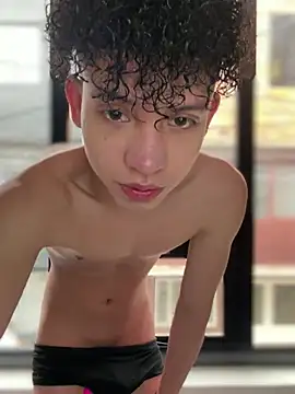 yoursexyjose online show from May 17, 6:37 pm