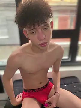 yoursexyjose online show from May 6, 7:36 pm