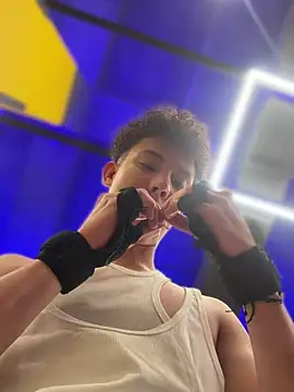 yoursexyjose online show from May 9, 12:44 am