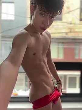 yoursexyjose online show from April 26, 7:10 pm