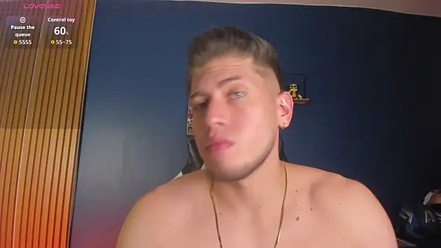 SebastianMaximoff  online show from July 16, 7:43 pm