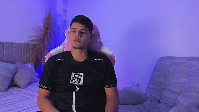 Adrian Prime  online show from June 30, 7:26 pm