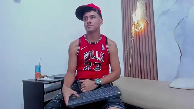 STEVEN OS online show from June 20, 7:41 pm