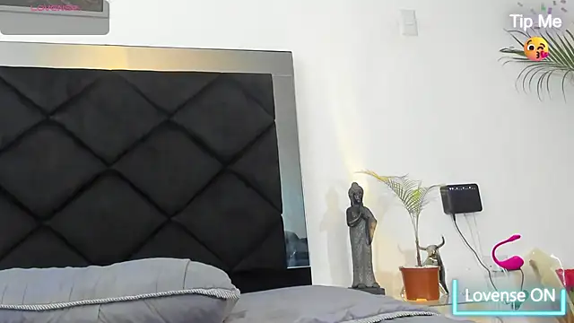 juank adamx online show from July 10, 9:57 am