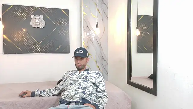 KingOfTemptation online show from July 11, 3:52 am