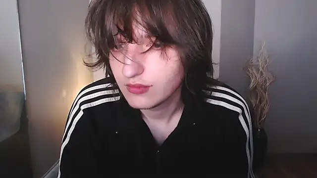 delalex online show from July 20, 9:49 pm