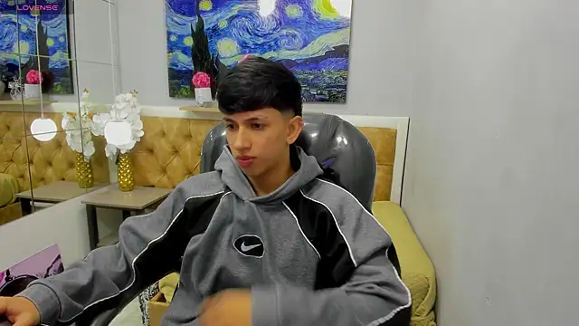 AdrianFranko online show from July 28, 3:21 pm