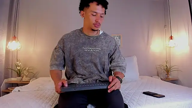 dominik drake online show from June 9, 12:40 pm