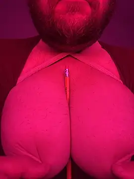 hugemanbreasts online show from July 8, 5:33 am