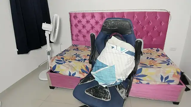 skinny sam online show from June 13, 3:59 am