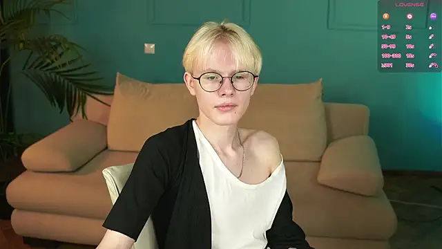 Liam Blair online show from July 12, 5:20 am
