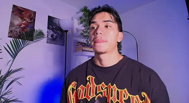 andyypalmer  online show from July 6, 5:48 am