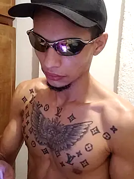 michaelcarioca online show from May 30, 2:17 pm