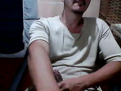 DouglasBr22 online show from May 16, 3:48 am