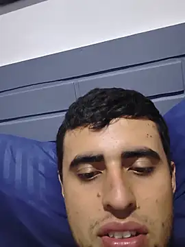 Alejo10051 online show from June 17, 2:35 am