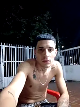 boy max latin online show from July 15, 1:34 am