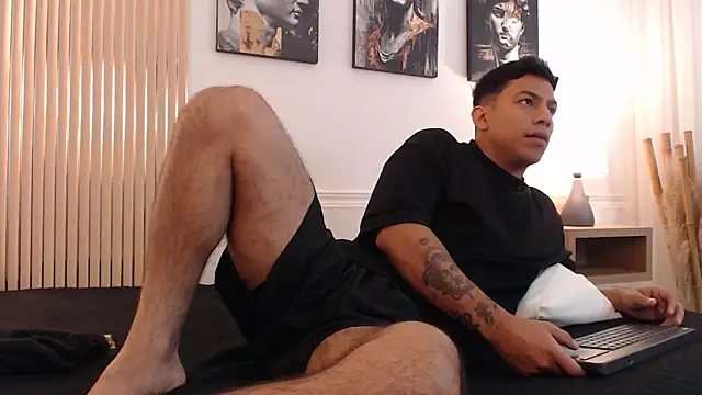 Diego salvatore online show from June 24, 3:04 pm