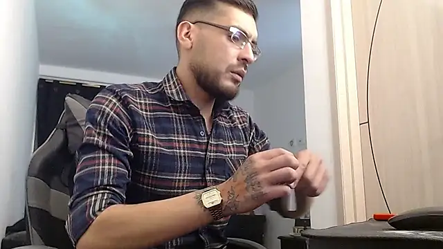 MalekXarxxx online show from July 15, 5:03 am