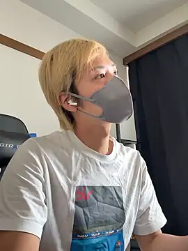 shu iori online show from July 14, 4:05 am