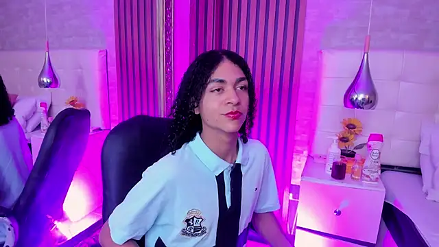 KyleeSmiith online show from July 4, 4:26 am