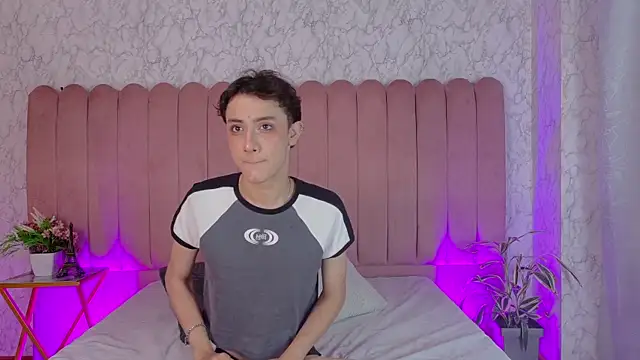 Leo Williamss online show from July 16, 12:01 pm