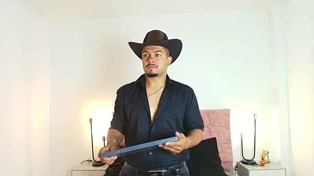 BrunoSilva  online show from June 26, 12:19 pm