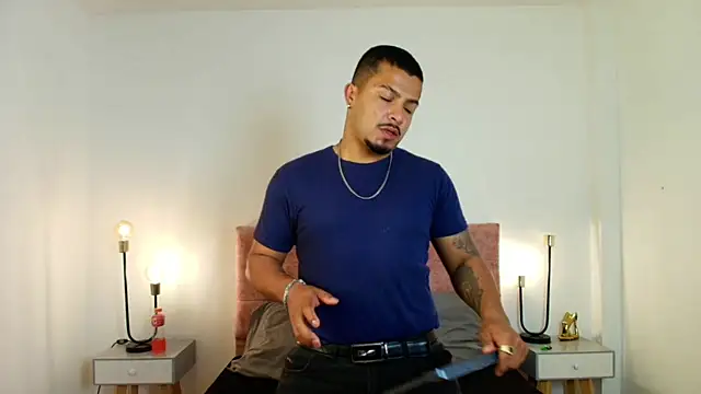 BrunoSilva  online show from June 25, 11:48 am