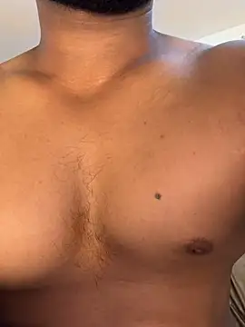 indian Hunk online show from June 28, 4:35 pm