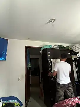 Daniel  mm online show from July 15, 2:57 pm