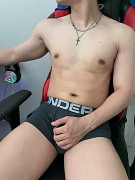 kr hotguy1 online show from July 7, 2:33 am