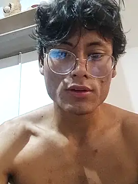 immenhot online show from July 30, 6:18 pm