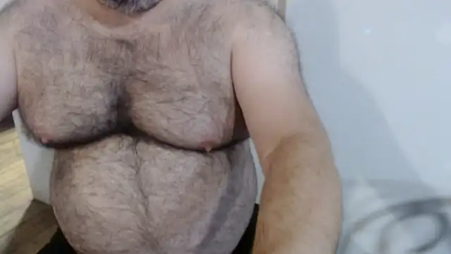 mikeyhotbear online show from July 4, 6:27 am